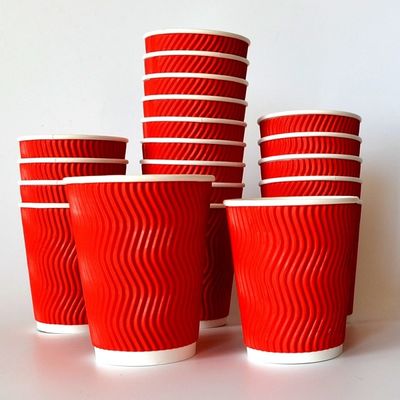 tazze fredde eliminabili della bevanda della carta di parete dell'ondulazione di Boba della bolla 280gsm con i coperchi